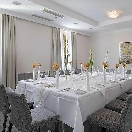 Sympathie-hotel Fuerstenhof فندق باد كروزناش