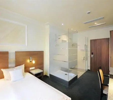 Sympathie-hotel Fuerstenhof Szálloda 4*