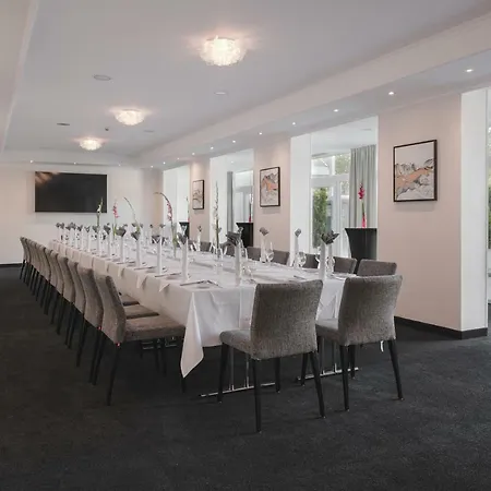 Sympathie-hotel Fuerstenhof 4* باد كروزناش